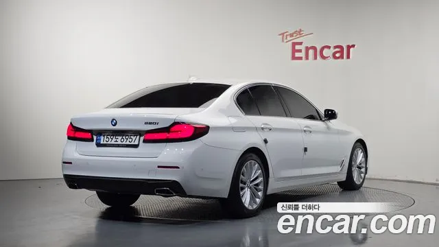 BMW 5 Series G30 — Фото автомобиля 2