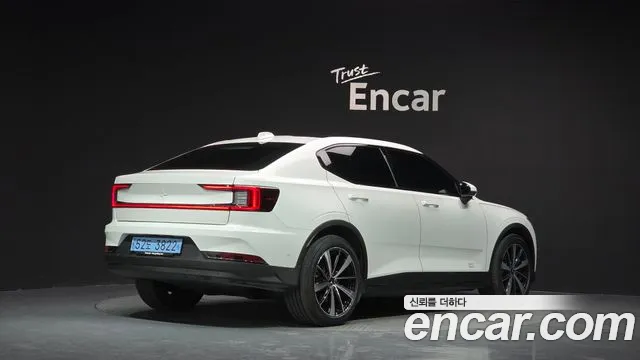 Polestar Polestar 2 — Фото автомобиля 2
