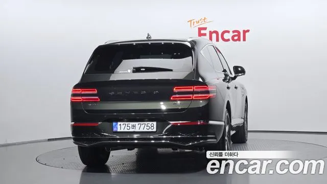 Genesis GV80 — Фото автомобиля 4