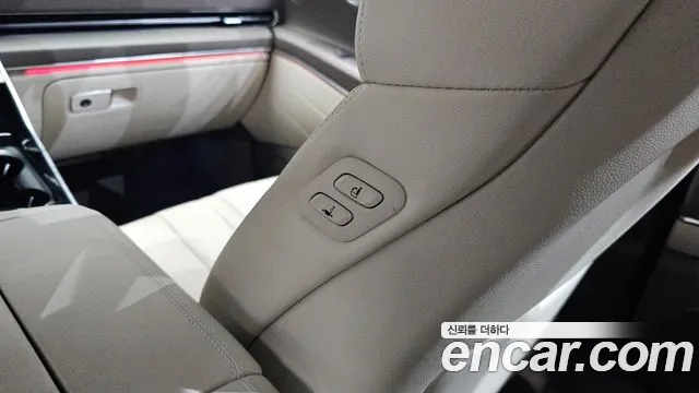 Genesis GV80 2.5T Бензин AWD — Фото автомобиля 29