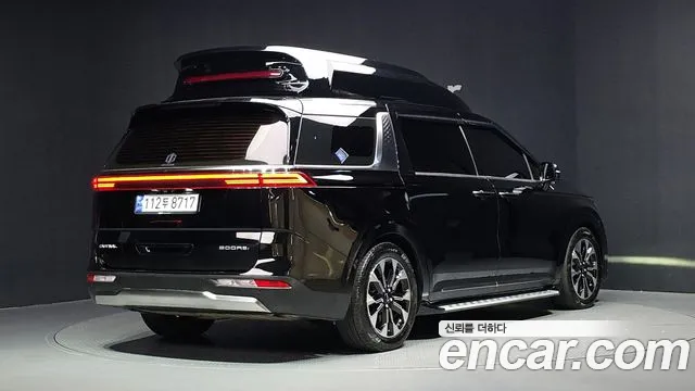 Kia Carnival Generation 4 — Фото автомобиля 2