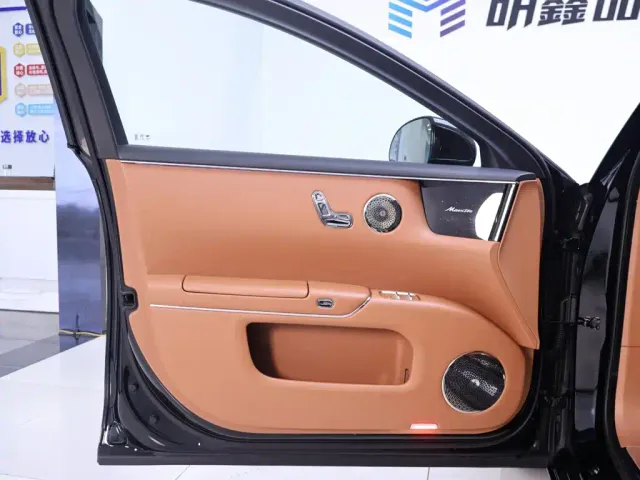 Maextro S800 — Фото автомобиля 18