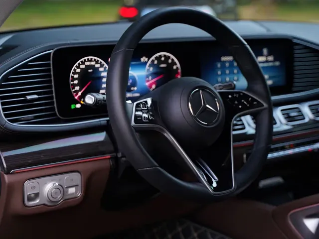 Mercedes-Benz GLE-Class — Фото автомобиля 19