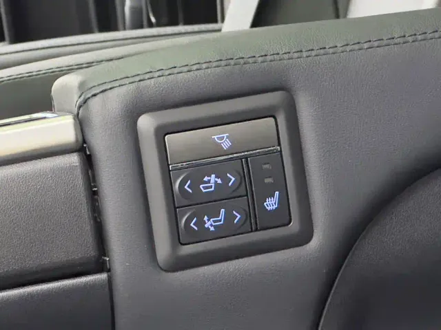 Toyota Vellfire — Фото автомобиля 14