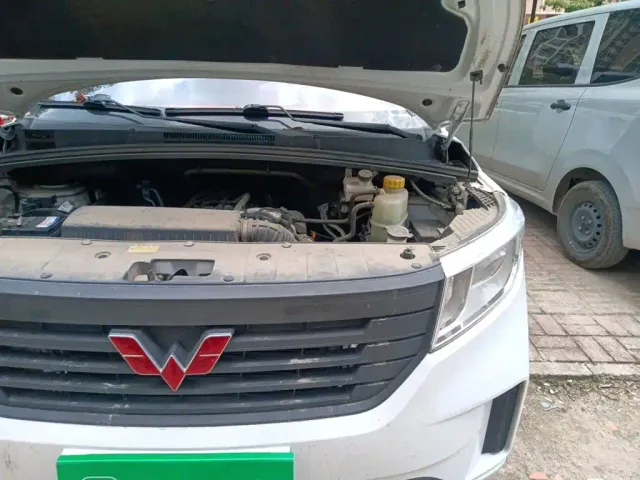 Wuling Zhengcheng — Фото автомобиля 15