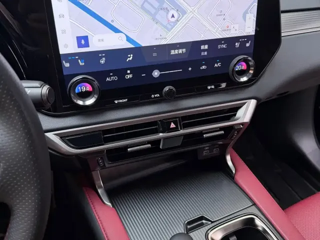 Lexus RX — Фото автомобиля 17