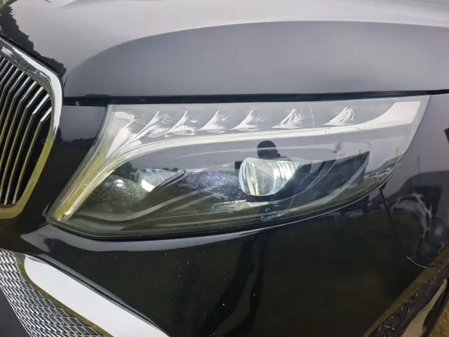 Mercedes-Benz V-Class — Фото автомобиля 25
