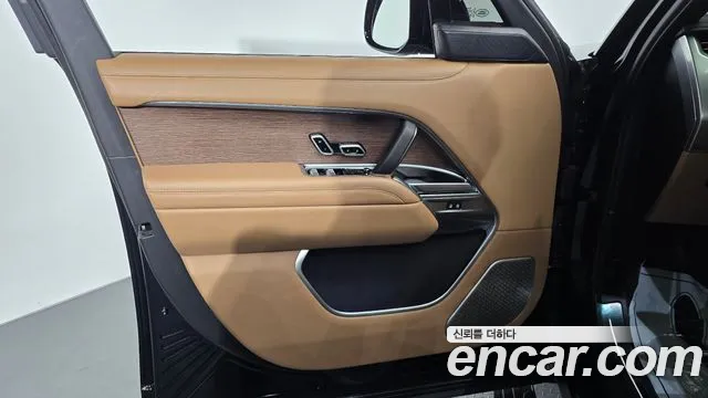Land Rover Range Rover — Фото автомобиля 23