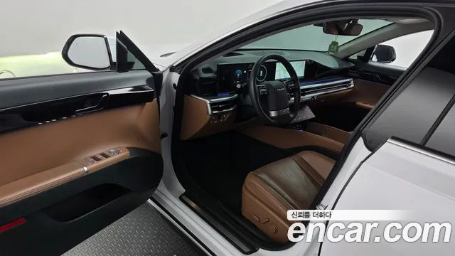Hyundai Grandeur GN7 — Фото автомобиля 15