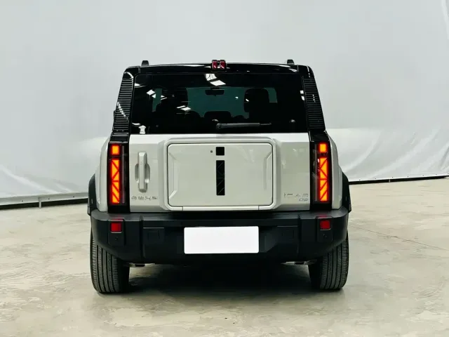 iCAR 03 — Фото автомобиля 5