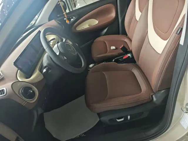 Wuling Bingo — Фото автомобиля 14