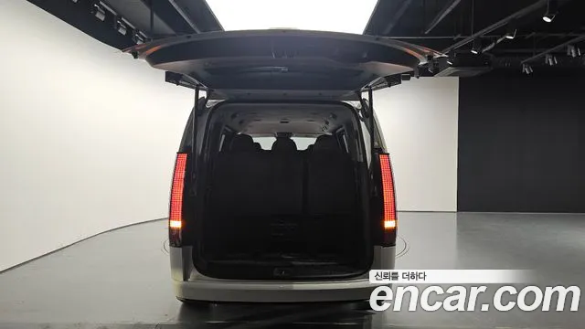 Hyundai Staria — Фото автомобиля 26