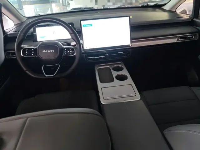 GAC Aion Y — Фото автомобиля 13