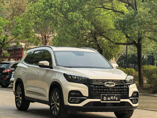 Chery Tiggo 8 — Фото автомобиля 3