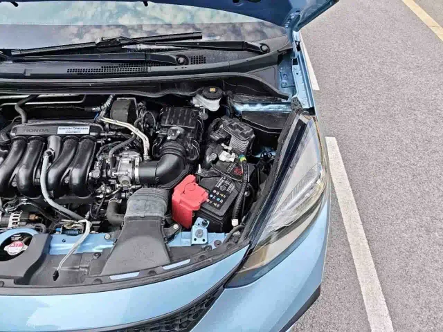 Honda Fit — Фото автомобиля 10