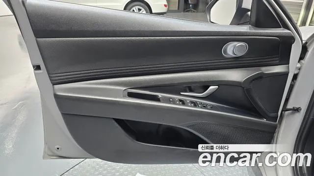 Hyundai Avante CN7 — Фото автомобиля 13