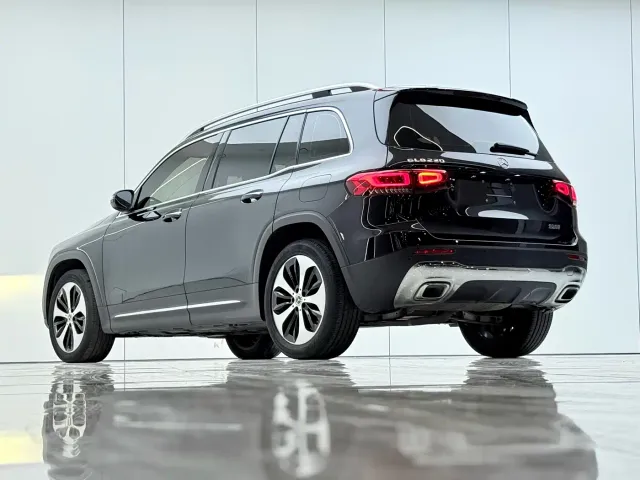 Mercedes-Benz GLB-Class — Фото автомобиля 14
