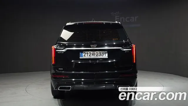 Cadillac XT6 — Фото автомобиля 4
