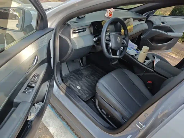 BYD Qin PLUS — Фото автомобиля 12