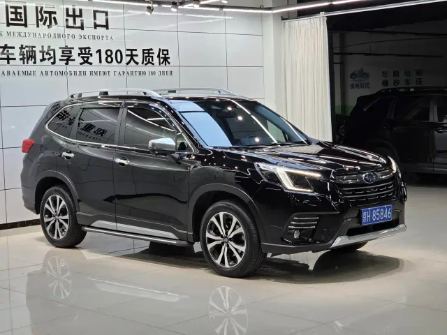 Subaru Forester — Фото автомобиля 3