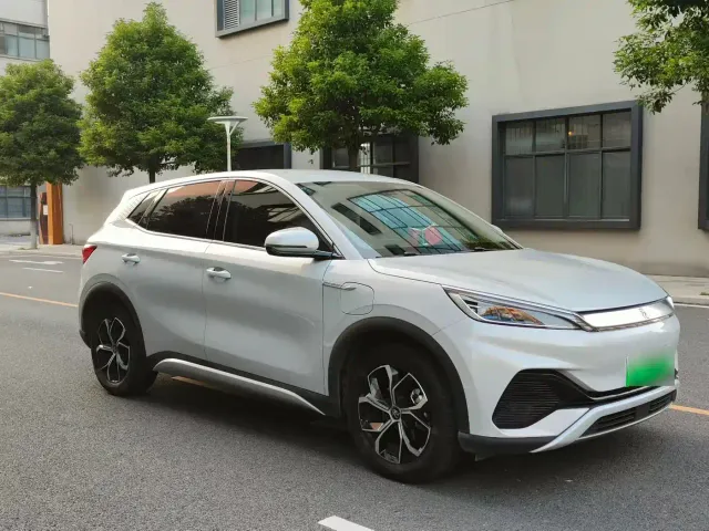 BYD Yuan PLUS — Фото автомобиля 3