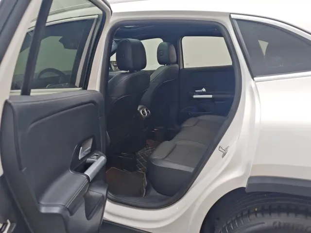 Mercedes-Benz GLA-Class — Фото автомобиля 17