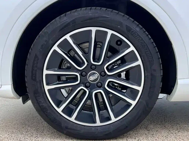 Shangjie SUV — Фото автомобиля 12