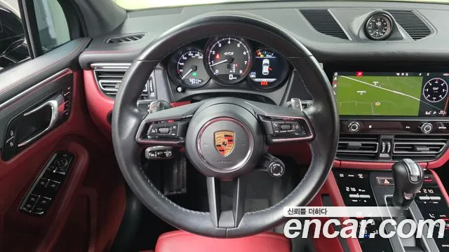 Porsche Macan — Фото автомобиля 20