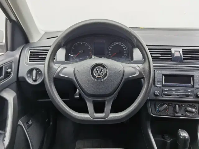 Volkswagen Santana — Фото автомобиля 11
