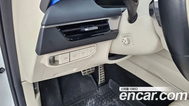 Kia K8 (New) Hybrid — Фото автомобиля 28