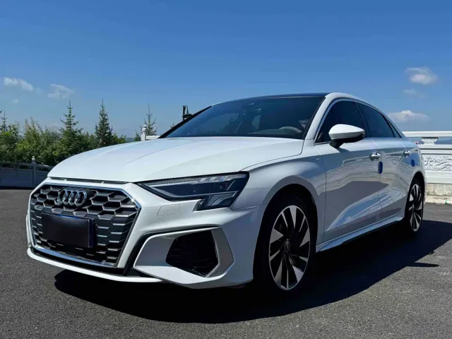 Фотография автомобиля — Audi A3