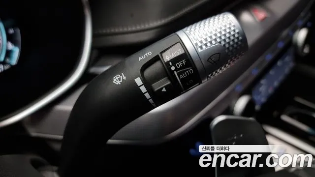 Genesis G80 Бензин 2.5 турбо AWD — Фото автомобиля 18