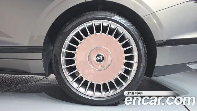Hyundai Grandeur GN7 — Фото автомобиля 6