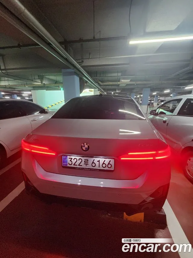BMW 5 Series — Фото автомобиля 6