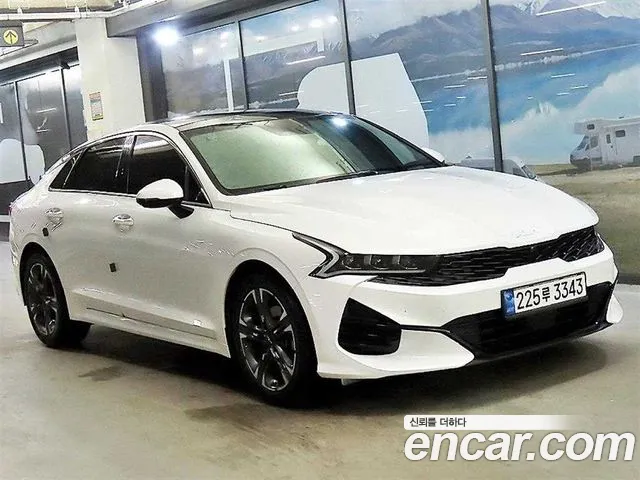 Фотография автомобиля — Kia K5 Generation 3