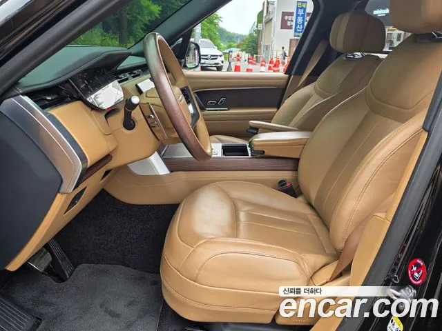 Land Rover Range Rover — Фото автомобиля 10