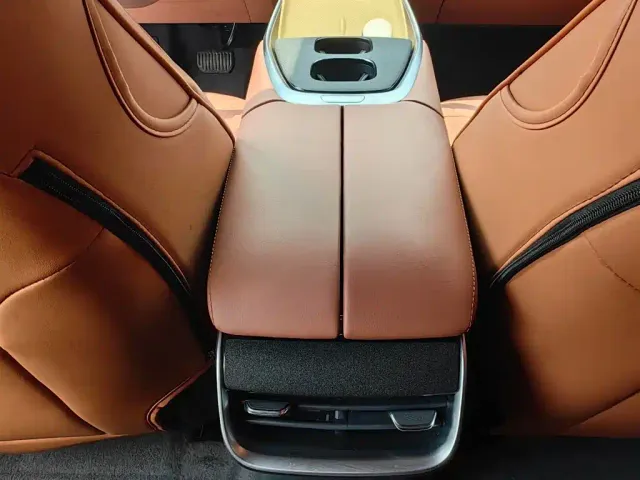 Changan Qiyuan A07 — Фото автомобиля 13