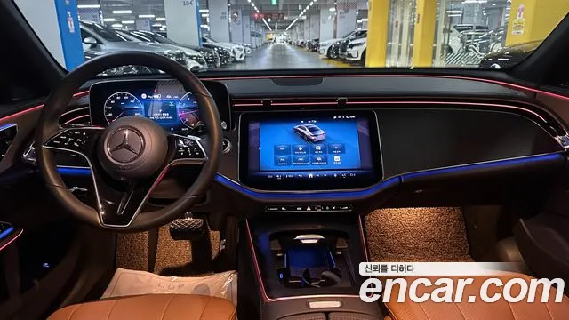 Mercedes-Benz E-Class — Фото автомобиля 7