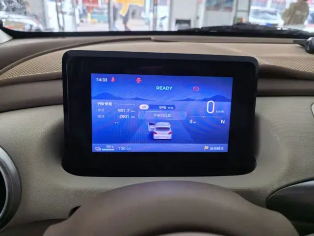 Wuling Hongguang Mini EV — Фото автомобиля 3