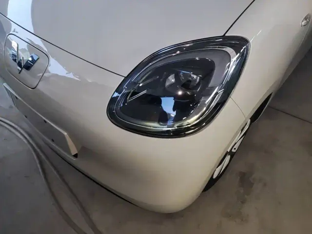 Wuling Hongguang Mini EV — Фото автомобиля 23