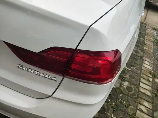 Volkswagen Santana — Фото автомобиля 7