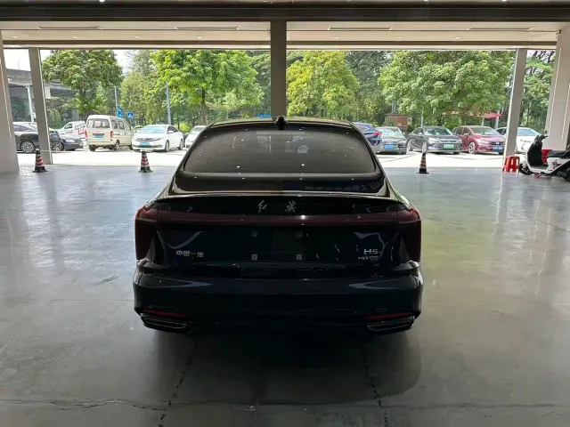 Hongqi H5 — Фото автомобиля 5