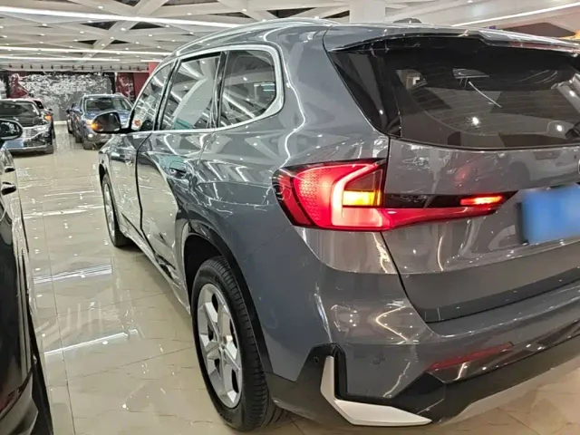 BMW X1 — Фото автомобиля 4