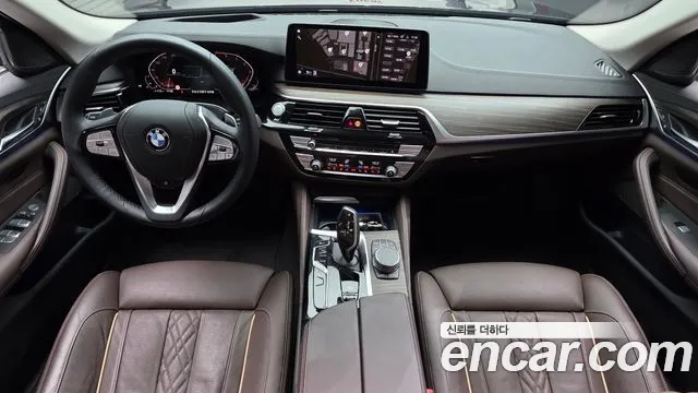 BMW 5-Series — Фото автомобиля 7