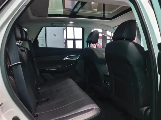Changan X7 Plus — Фото автомобиля 10