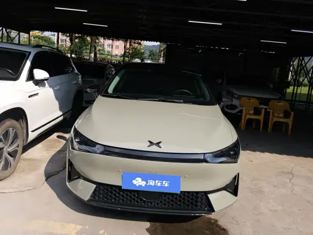 Xpeng P5 — Фото автомобиля 2