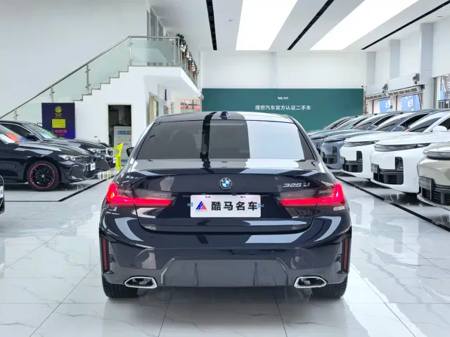 BMW 3 Series — Фото автомобиля 15