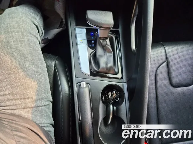 Hyundai Avante CN7 — Фото автомобиля 14