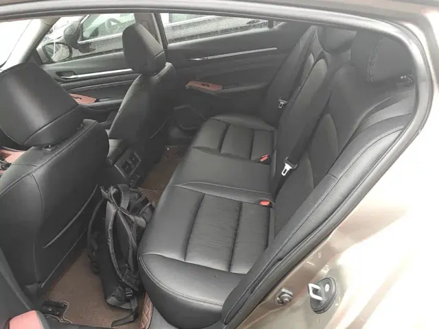 Nissan Teana — Фото автомобиля 16