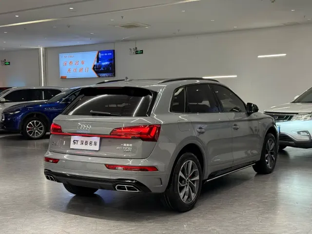 Audi Q5L — Фото автомобиля 11